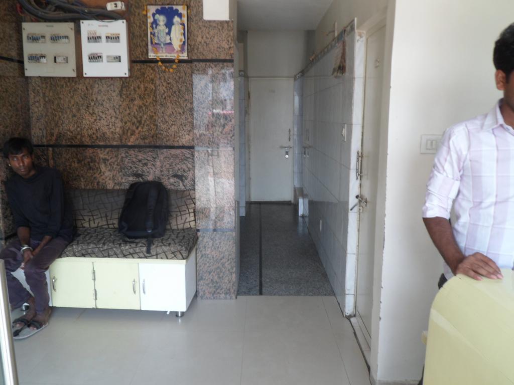 Hotel Atithi Ahmedabad Exterior foto